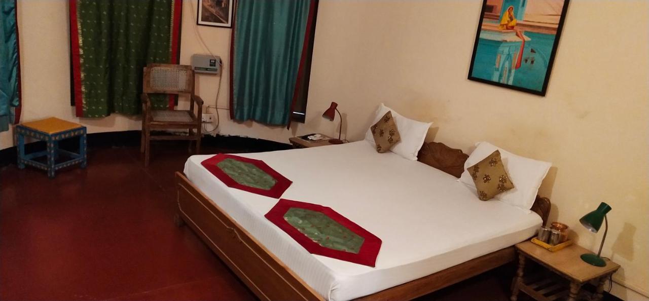 Granny'S Inn Varanasi Habitación foto